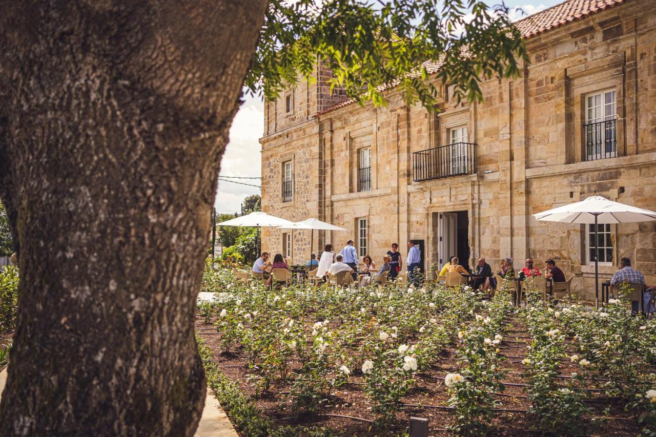 Palacio De Los Acevedo Hoznayo Exterior foto